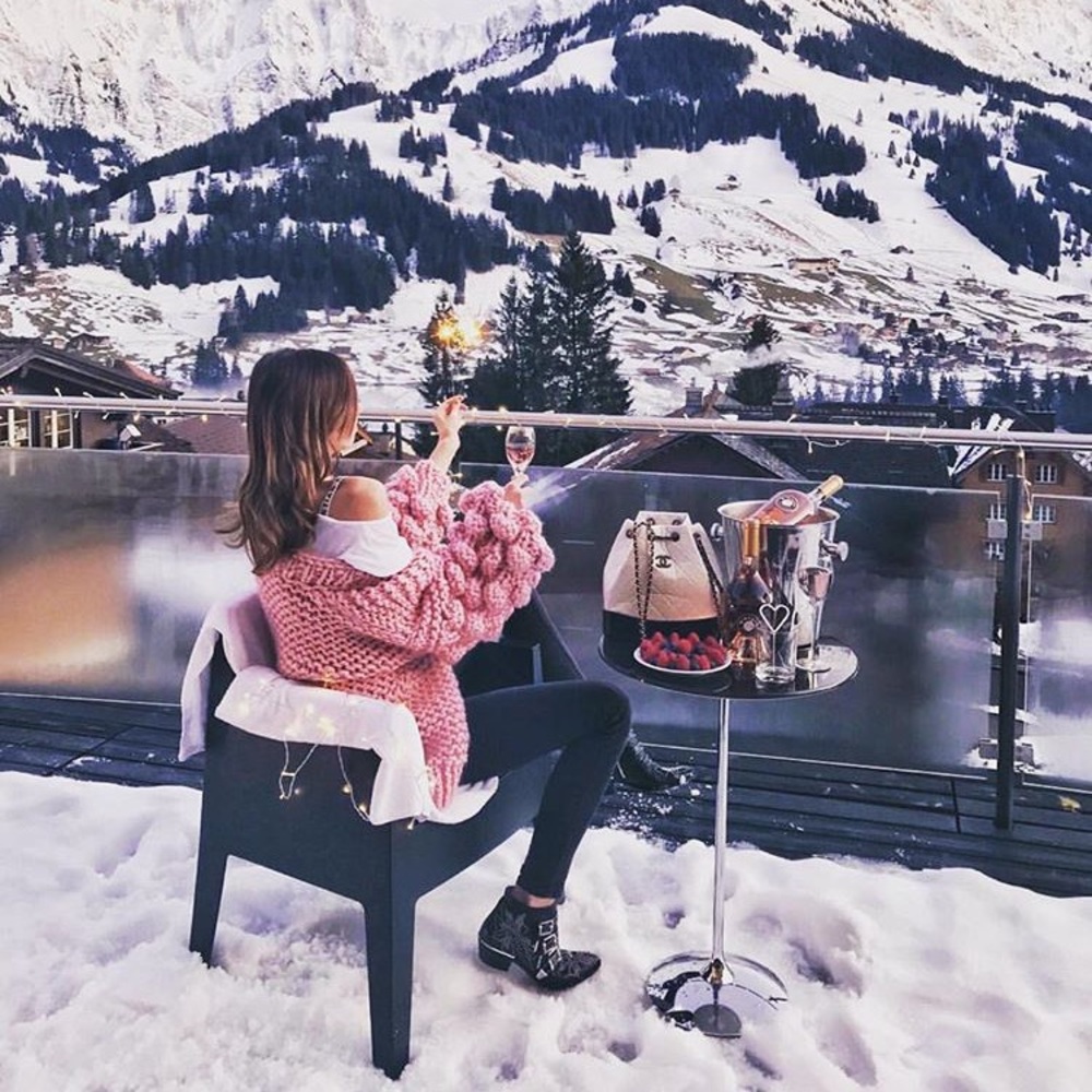 Pink Bubble Sleeve Puffy Sweater ✨Trending ✨